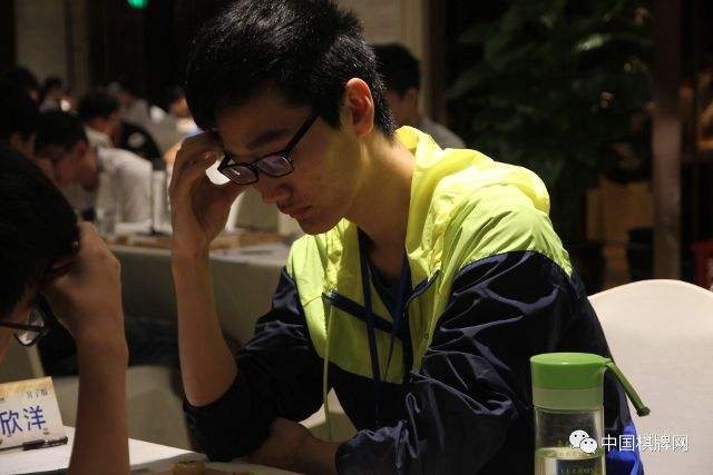 浙江棋手吴欣洋 浙江棋手吴欣洋