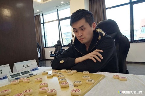 2018富龙“国家杯”棋牌职业大师赛象棋比赛结果,王天一夺冠 2018富龙“国家杯”棋牌职业大师赛象棋比赛结果,王天一夺冠