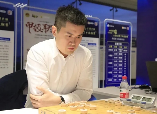 王天一目前等级分为2737分